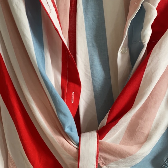 Top - Picture 2 of 2